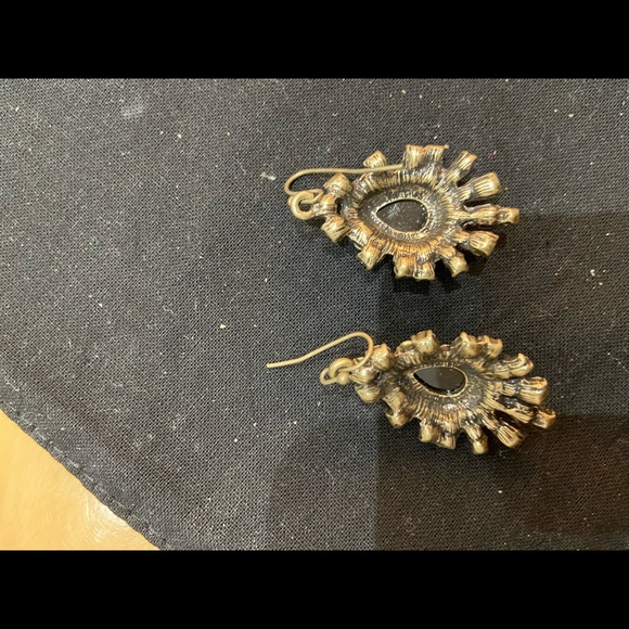 Beautiful lady earrings - Picture 2 of 4